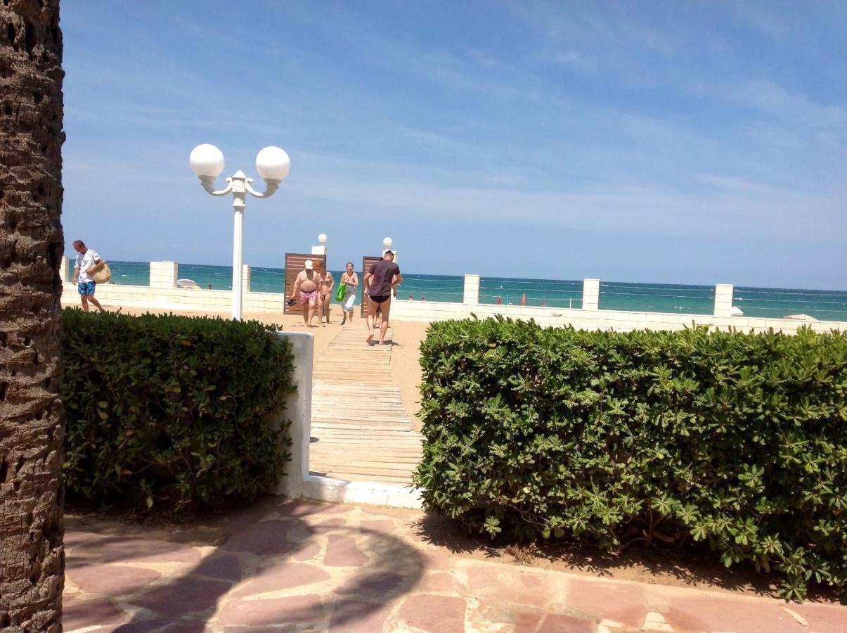 Urbanizacion Primera Linea De Playa Denia Exteriör bild